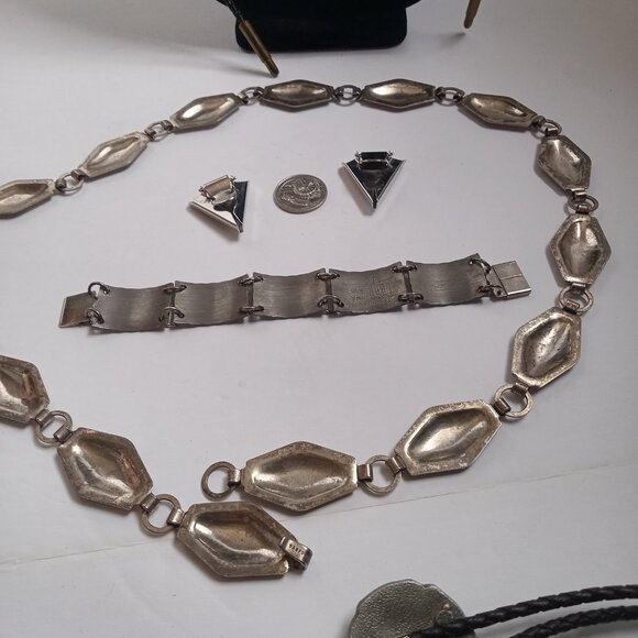 Lot of Outstanding Southwestern Style Accessories - Sanford, Siskiyou - Picture 3 of 7